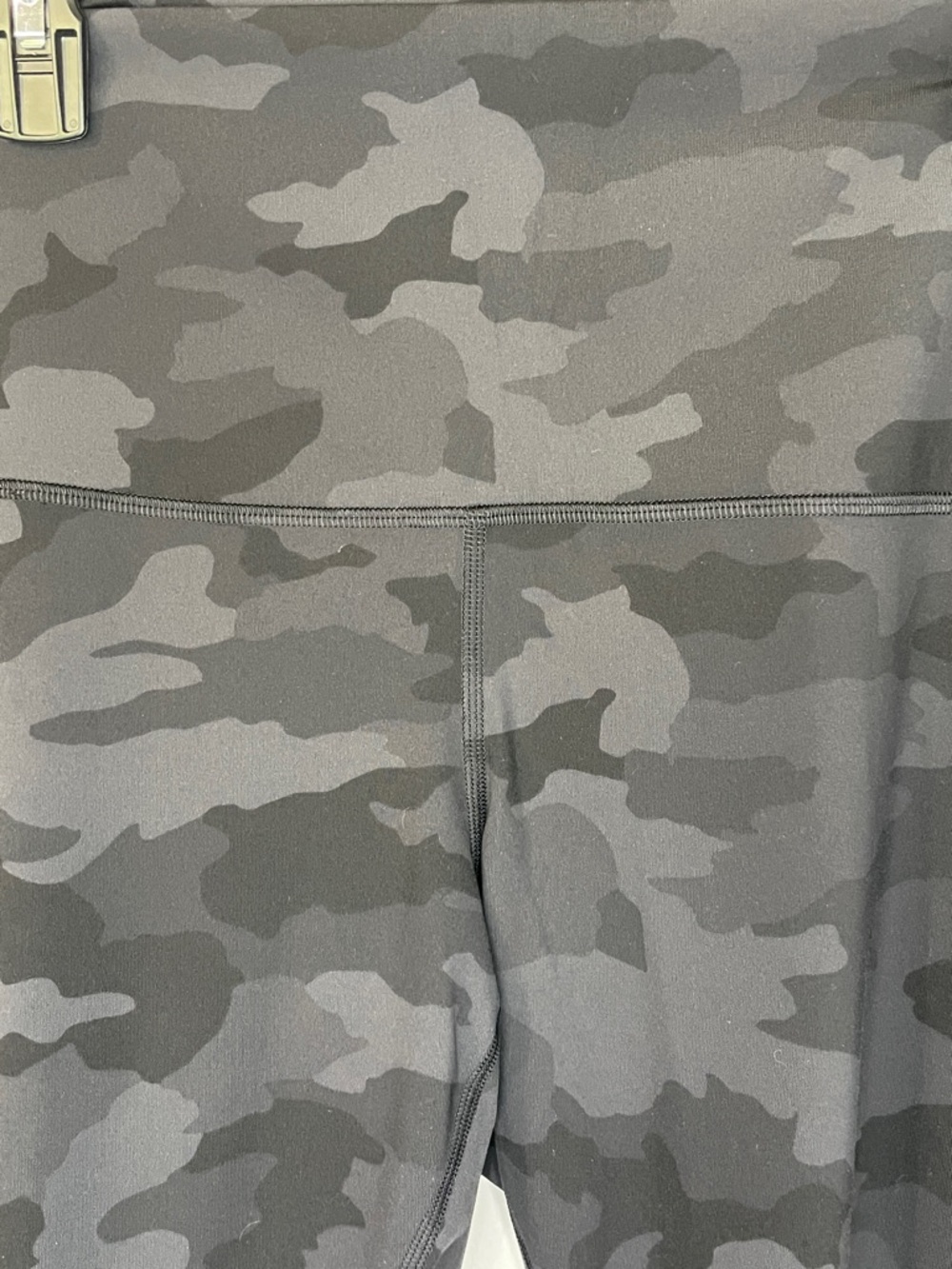Lululemon Align Like New 25” Inseam Size 14 Heritage Camouflage Deep Coal HR - Picture 6 of 9